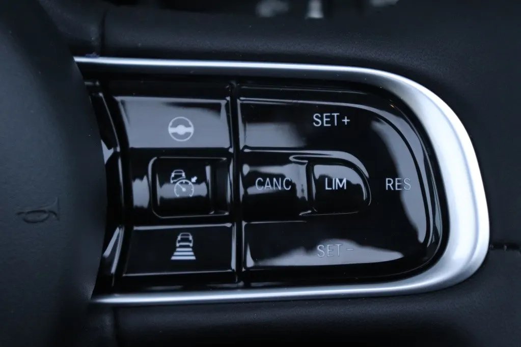 Fiat 500e C La Prima by Bocelli 42 kWh | JBL | Winter | Camera | 17′