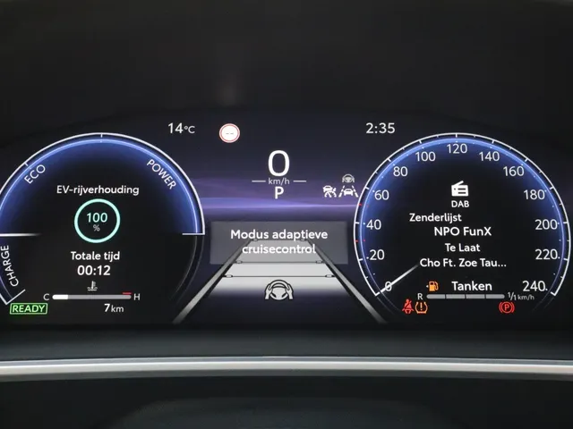 Toyota Corolla Cross Hybrid 140 Dynamic Panoramadak
