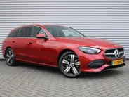 Mercedes-Benz C-Klasse Estate 180 Business Line | Stoelverwarming | Camera | Elek. stoelverstelling + achterklep | Draaloze telefoonlader | 17” LM | LED | Clima | Navi |