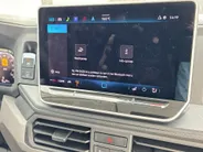 Volkswagen Bedrijfswagens Crafter Bedrijfswagens 35 Trendline 2.0 TDI 140pk L3H3 · 18' LM velgen · Trekhaak · Sidebars · Achterdeurspoiler · Voorspoiler · Camera · Apple/Android Car Play · Navigatie