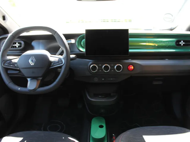 Renault Twingo urban range techno 27.5 kWh NIEUW MODEL TWINGO NU IN DE SHOWROOM! | DEMONSTRATIE AUTO, VRAAG NAAR BESCHIKBAARHEID |