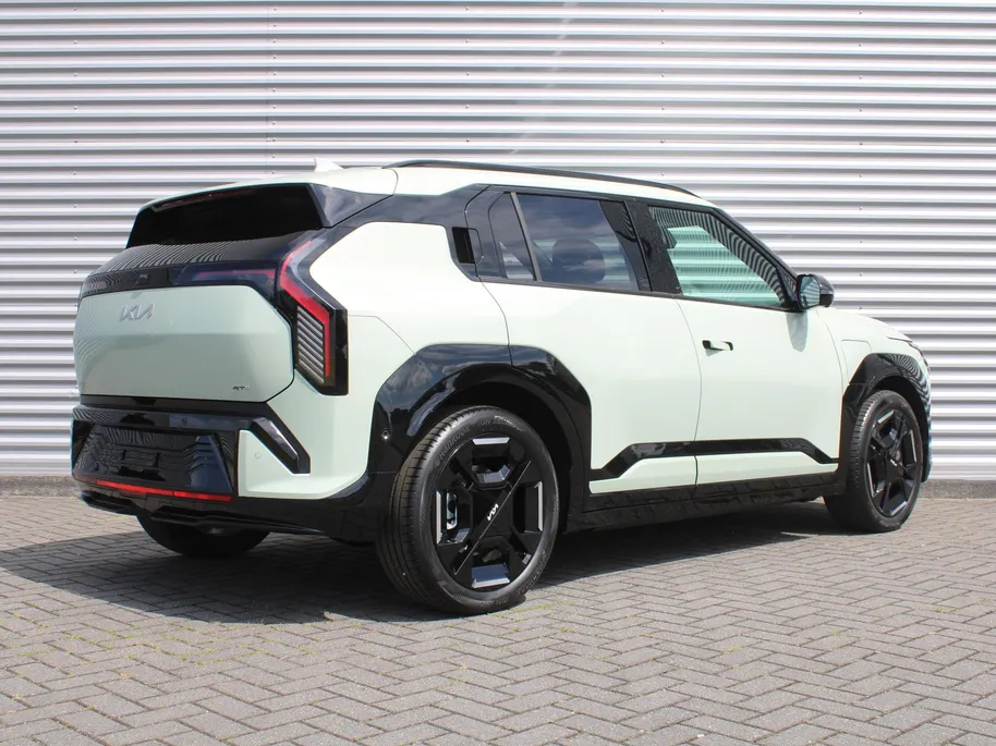 Kia EV3 GT-Line Business Edition 81.4 kWh | Nieuw | Direct leverbaar | Actieradius tot 563 km (WLTP) | 18% bijtelling | Gratis metallic lak t.w.v. € 795! |