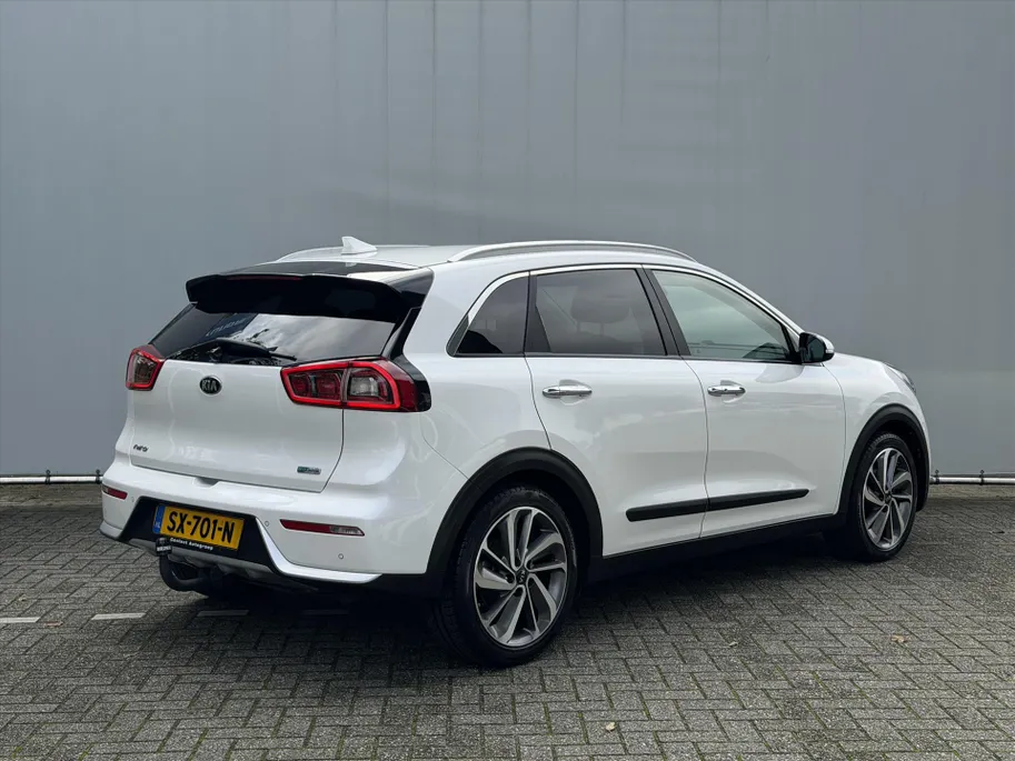 Kia Niro 1.6 GDi Hybrid 141pk DCT6 ExecutiveLine l Trekhaak l