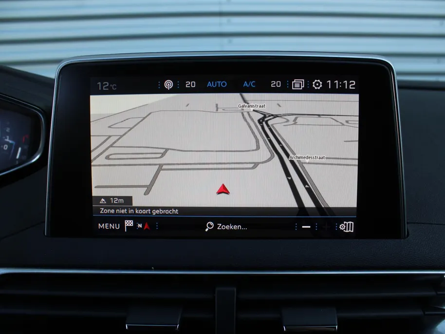 Peugeot 3008 1.6 e-THP Allure | Trekhaak | Navi | Elektr. achterklep | Camera | Apple Carplay/Android Auto | Cruise | 18' LM | All seasons |