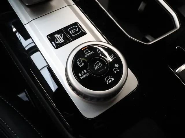 Mitsubishi Outlander 2.4 PHEV Black Edition | Stoel Massage | Schuif/Kantel Dak