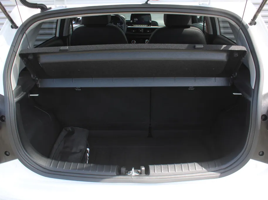Kia Picanto 1.0 DPI GT-Line | Stuur-/stoelverwarming | Schuifdak | Camera | Dodehoek detectie | Telefoonlader | Clima | Navi | 16' LM | LED | Cruise |