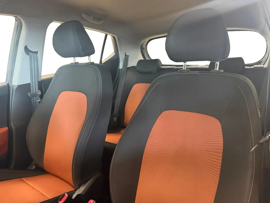 Hyundai i10 1.0 COMFORT PLUS | CRUISE CONTROLE | DEALERONDERHOUDEN |