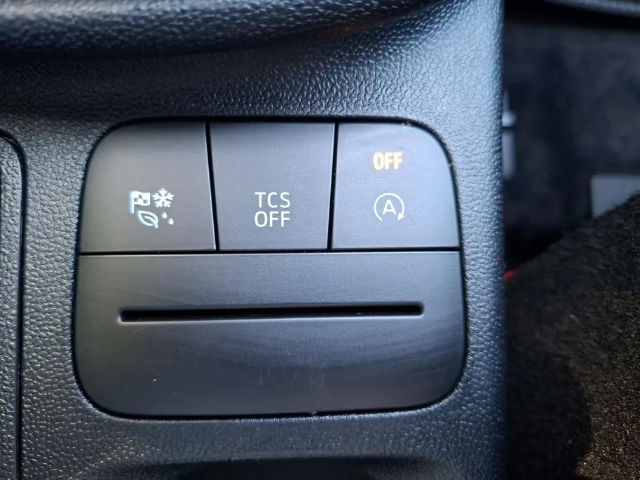 Ford Fiesta 1.0 EcoBoost Hybrid Titanium | NL-Auto | 1e Eigenaar | Winterpack | Keyless Entry | LED | Parkeersensoren