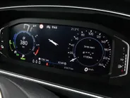 Volkswagen Tiguan 1.4 TSI eHybrid 245pk DSG Life Business · Camera · Inklap. Trekhaak · Dodehoeksensor · ACC · Keyless · Elek. Achterklep · Apple/Android Car Play ·