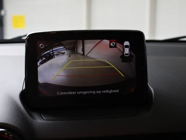 Mazda CX-3 2.0 SkyActiv-G 120 Dynamic Leder | Navigatie | Camera | Stoel- en stuurverwarming | Climate Control