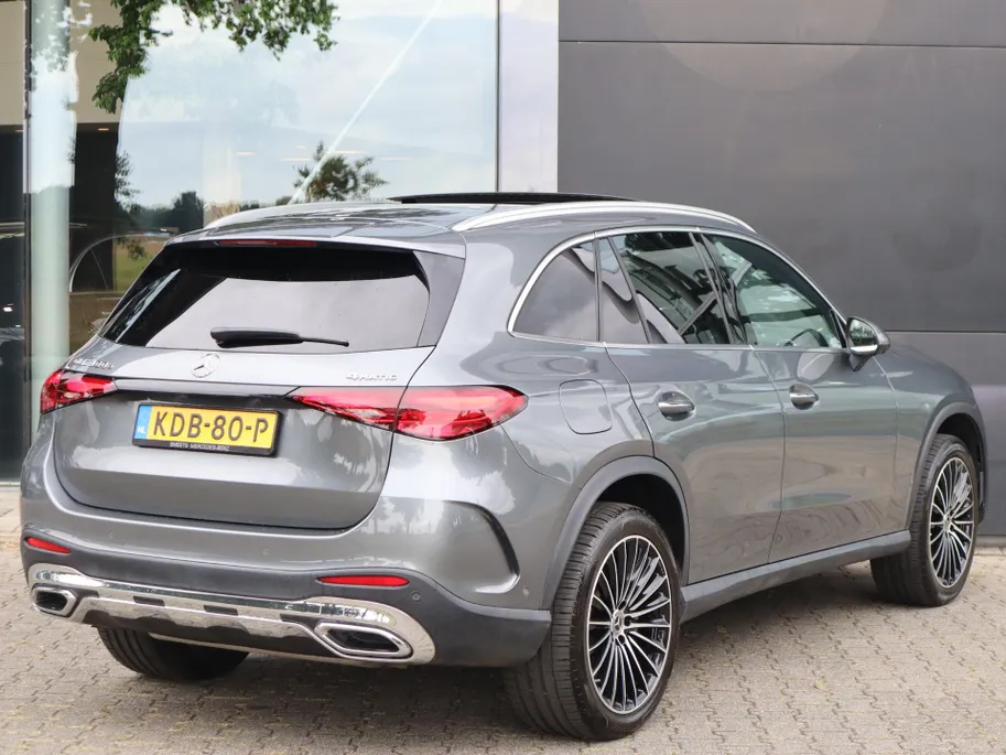Mercedes-Benz GLC 300e 4MATIC AMG Line