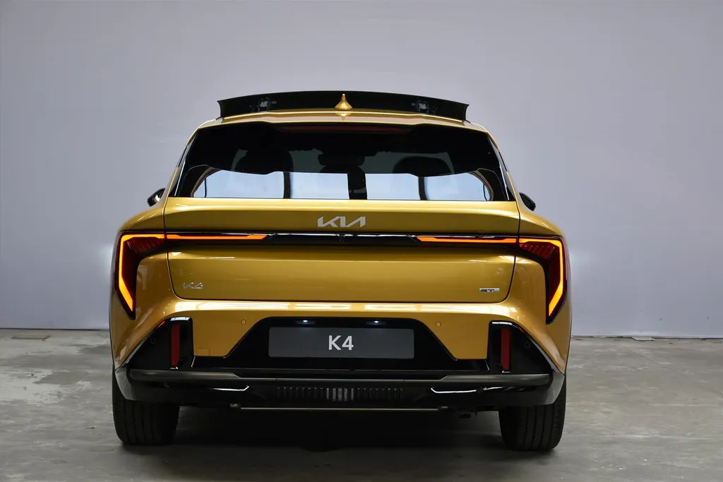 Kia K4 1.0 T-GDi MHEV 115pk DCT7 GT-PlusLine