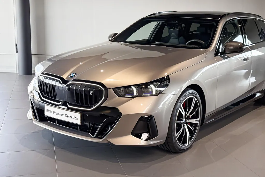 BMW i5 Touring eDrive40 84 kWh
