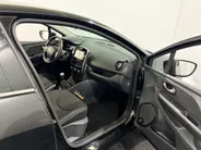 Renault Clio 90PK TCe Limited | Airco | Navi | Parkeersensoren | Cruise Control | Bluetooth | Lichtmetalen Velgen | Keyless Entry | Elektrische Ramen & Spiegels | Armsteun |