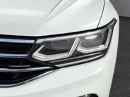 Volkswagen Tiguan 1.4 TSI 245pk DSG eHybrid R-Line Business+ · Panoramadak · Camera · Wegklapbare Trekhaak · Apple/Android Car Play · 20'' Inch · Dodehoeksensor · Stoelverwarming ·