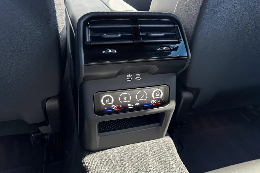 BMW 5 Serie Touring 550e xDrive