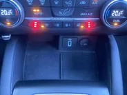 Ford Focus 2.3 EcoBoost ST-3 Performance 280 pk Performance Pack - Recaro Sportstoelen - Panoramadak - Adaptieve LED verlichting Trekhaak