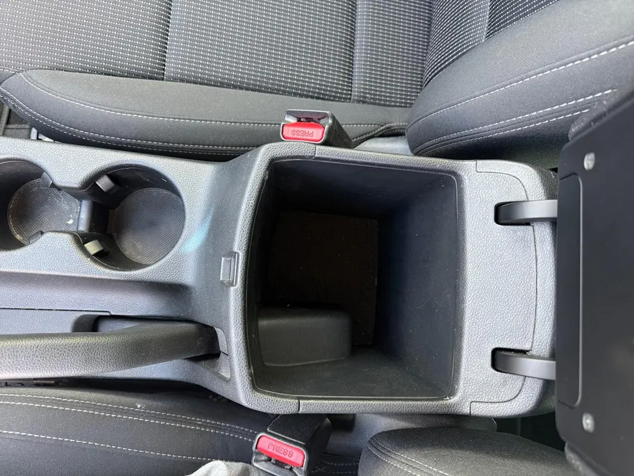 Kia Sportage 1.6 GDI First Edition Achteruitrijcamera | Parkeersensoren | Cruise control | Navi | LM Velgen |