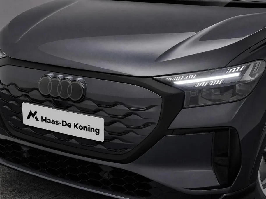 Audi Q4 Q4 S edition performance 82 kWh 286 PK · Glazen panoramadak · Trekhaak elek. wegklapbaar · Optiekpakket zwart