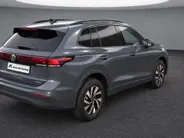 Volkswagen Tiguan Limited Edition 1.5 eHybrid 204 PK 6 versn. DSG · Design Pakket Dark · Trekhaak inklapbaar, met elektrische ontgrendeling, incl. aanhangermanoeuvreerhulp Trailer Assist ·