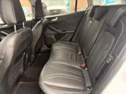 Ford Focus Wagon 1.5 EcoBoost Automaat Vignale I WINTER PACK I DRIVER ASSISTANCE PACK I MATRIX LED-KOPLAMPEN I APPLE CARPLAY / ANDROID AUTO I B&O SOUNDSYSTEM I