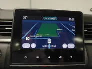 Renault Captur 1.3 TCe 130 Intens AUTOMAAT NAVI AIRCO CAMERA CRUISE CONTROLE APPLE CARPLAY ANDROID AUTO LM VELGEN TREKHAAK ZEER MOOIE AUTO DEALER ONDERHOUDEN