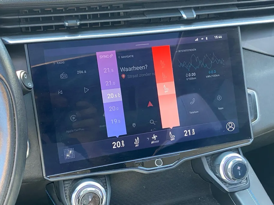 Lynk & Co 01 1.5 PHEV 260pk Plug-In Hybride (70 km elektrisch) | Panodak | CarPlay | Memory | LED | Etc.