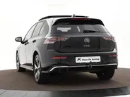 Volkswagen Golf 1.5 272pk DSG eHybrid GTE · Panoramadak · Wegklapbare Trekhaak · Camera · Apple/Android Car Play · 18'' Inch · Garantie t/m 16-10-2030 of 100.000km