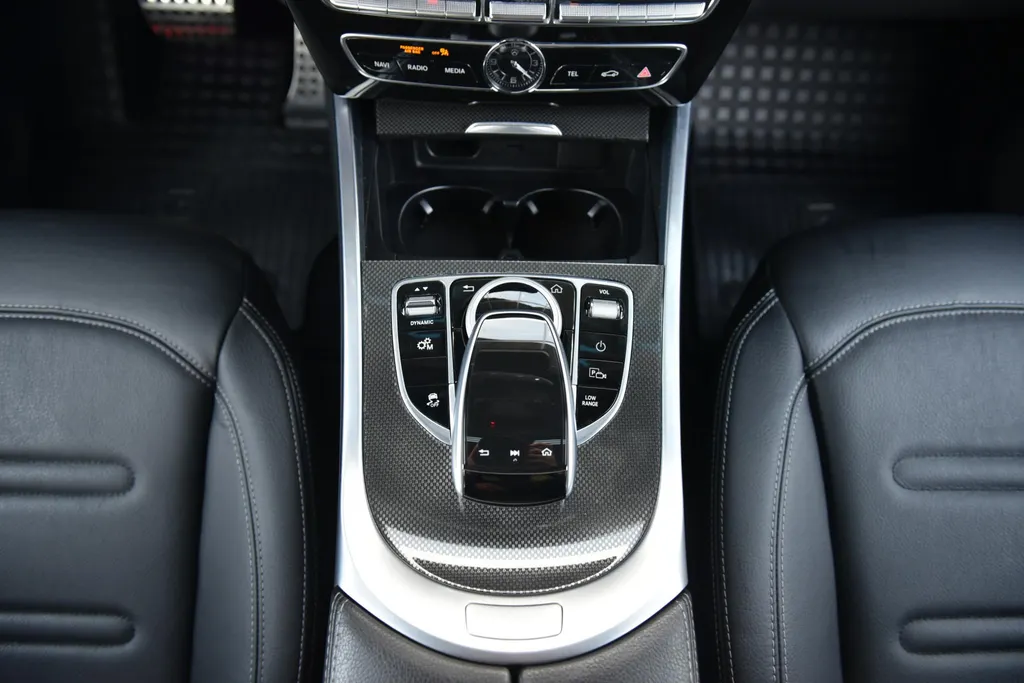 Mercedes-Benz G-Klasse 500