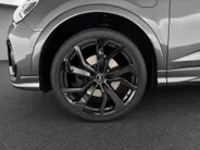 Audi Q3 Sportback 45 TFSI e 245pk S Edition · Panoramadak · Lederen Bekleding · 360 Camera · Wegklapbare Trekhaak · SONOS Audio · Stoelverwarming · Elek. Achterklep · 21'' velgen · Adaptive Cruise Control ·