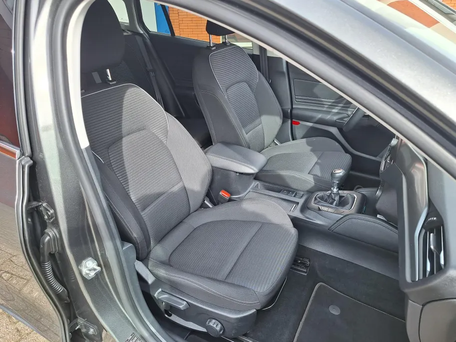 Ford Focus Wagon 1.0 EcoBoost Titanium Business