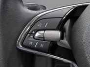 Škoda Enyaq iV 60 Selection 132kW/180 PK · Navigatie · Leder/stof · Apple/Android Car Play · Camera