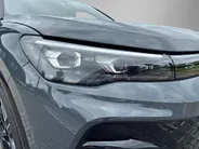 Volkswagen Tiguan 1.5 eHybrid R-Line Edition Massagefunctie · Camera + Parkeersensoren