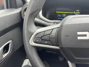 Dacia Spring Extreme 65 26.8 kWh AUTOMAAT NAVI AIRCO CAMERA APPLE CARPLAY ANDROID AUTO PAS 1600KM ZEER MOOIE AUTO GELIJK LEVERBAAR