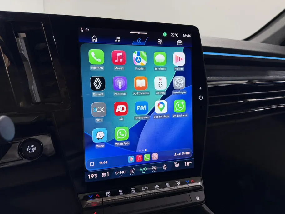 Renault Austral 200PK E-Tech Full Hybrid Esprit Alpine Automaat | 360 Camera | Elektrische Voorstoelen | Climate Control | Stoelverwarming | Digital Cockpit | Apple CarPlay/Android Auto | Lichtmetalen Velgen | Full LED |