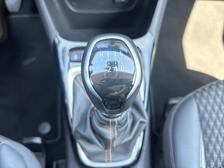 Opel Crossland X 1.2 Turbo Innovation *Navigatie*Trekhaak*Parkeersensoren*Climate Control*LM.Velgen*Cruise Control*Nette auto!