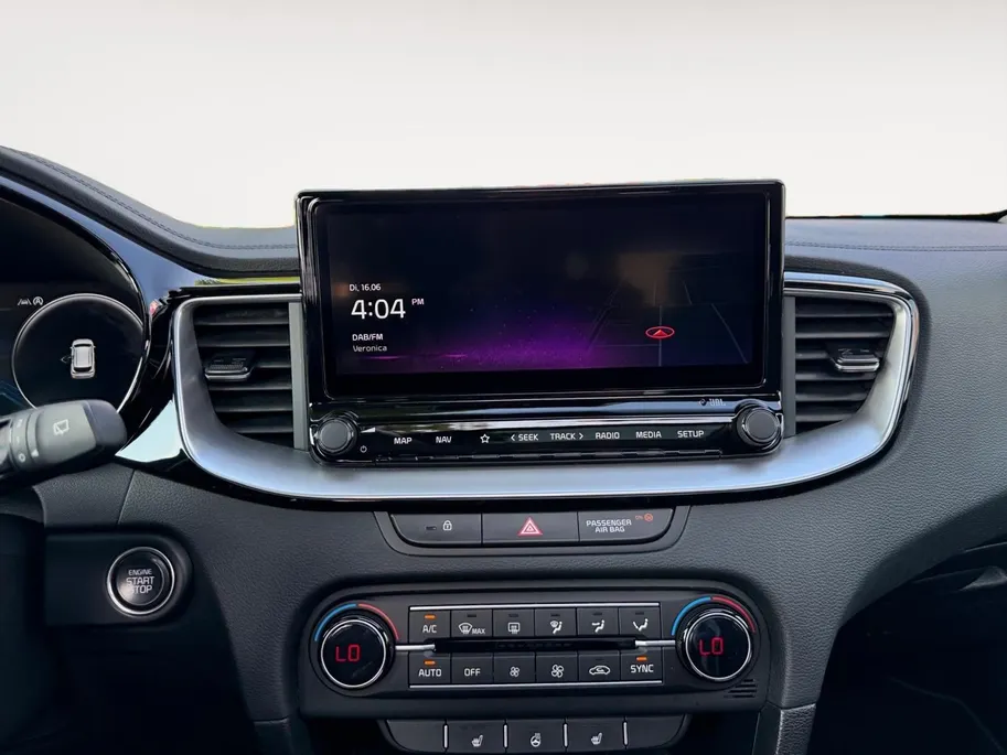Kia Ceed Sportswagon 1.0 T-GDi MHEV Launch Edition |Automaat| Schuif/Kantel Dak | Elekt. Achterklep | Adaptieve Cruise Control | Stoel/Stuurverwarming |