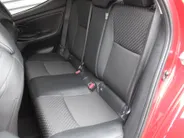Mazda 2 Hybrid 1.5 Select | 16' LM | Stoel- & stuurverwarming | HUD | Camera | Dodehoek sensor |