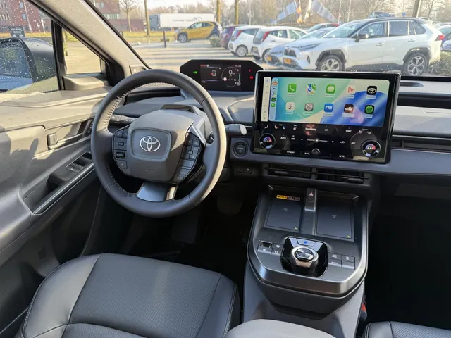 Toyota bZ4X Executive 73 kWh | JBL | Stoelverwarming V+A