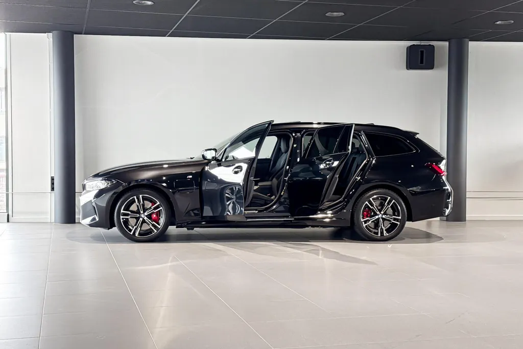 BMW 3 Serie Touring 330e