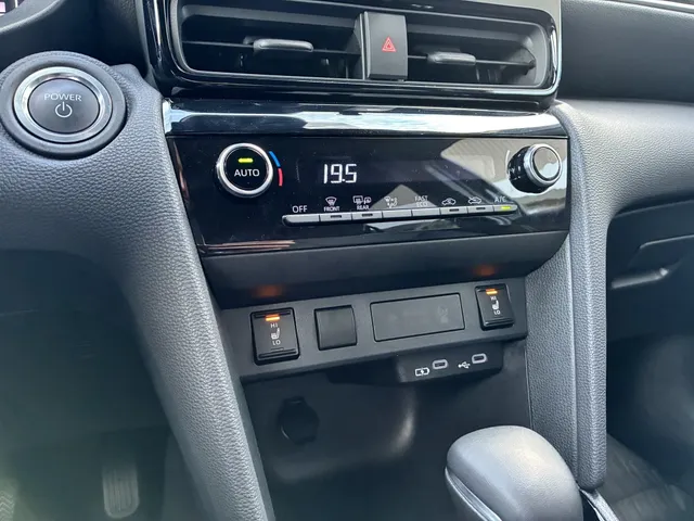 Toyota Yaris Cross 1.5 Hybr 115 Dynamic | stuur/stoelverwarm. | pdc v/a |