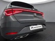 SEAT Leon Sportstourer FR Business 1.5 eHybrid 150 kW / 204 PK Station | Technology Pack | 18'' Lichtmetalen velgen | 5000,- Herwaardering!!
