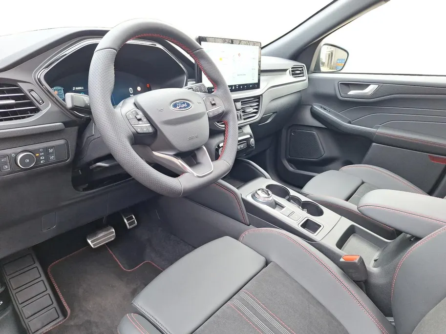Ford Kuga 2.5 PHEV ST-Line X | Winterpack | Driver assistancepack | El. Trekhaak | Panoramadak | 19' Lichtmetaal | 360Camera | El. Achterklep | Adaptive cruisecontrol | El. bestuurderstoel | Matrix Led koplampen | Halfleer | Dodehoekdetectie | B&O Audio | AGR-Stoel