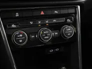 Volkswagen T-Roc 1.5 TSI 150pk DSG Sport · Panoramadak · Camera · Keyless · Apple/Android Car Play · Navigatie · Dodehoek Detectie · 17'' Inch ·