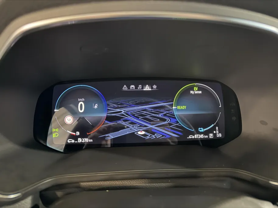 Renault Captur 145PK E-Tech Hybrid SL Rive Gauche Automaat | Schuif/Kantel Dak | Trekhaak | Stoel & Stuurwiel Verwarming | 9,3' Navi | Digital Cockpit | Stoel & Stuurwiel Verwarming | Adaptive Cruise Control |