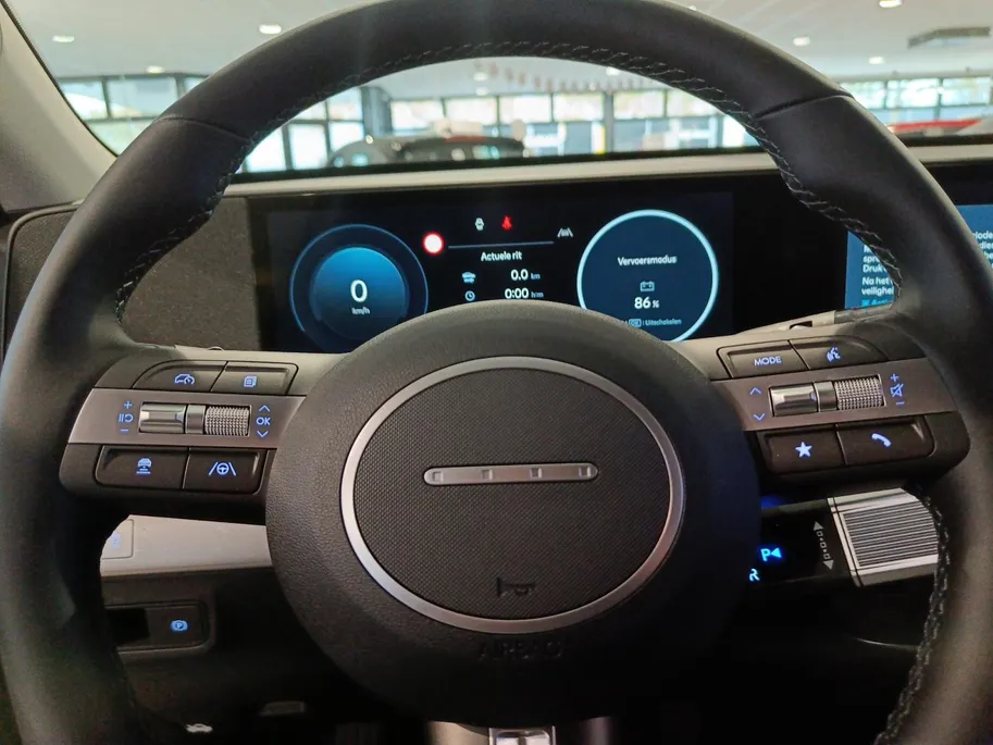 Hyundai Kona Electric Long Range Pure Edition 64.8 kWh | VERSCHILLENDE KLEUREN! | € 1.500,- korting! | OP=OP | ACTIE