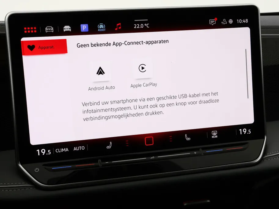 Volkswagen Passat Variant 1.5 eTSI 150pk DSG Elegance Business · Camera · Wegklapbare Trekhaak · Apple/Android Car Play · Dodehoeksensoren · P-Sensoren · 17'' Inch · Garantie t/m 18-06-2028 of 100.000