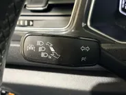 Volkswagen T-Roc 1.5 - 150PK TSI Sport | Digital Cockpit | Stoelverwarming | Navi | Apple CarPlay/Android Auto | Adaptive Cruise Control | Climate Control | Armsteun | Lichtmetalen Velgen |