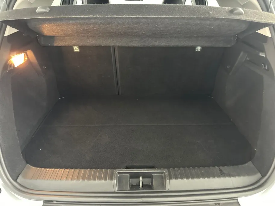 Renault Captur 1.6 E-Tech PHEV 160 Intens | Groot Scherm + Navigatie | Parkeercamera | Cruise Control