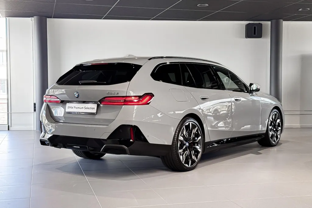 BMW 5 Serie Touring 530e
